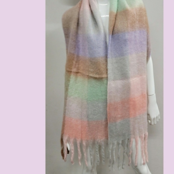 Marcus Adler Accessories - Marcus Adler Oversized Long Winter Fringe Scarf Blush new